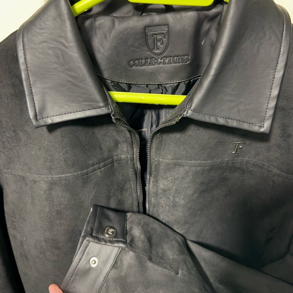 M17122:PR830
Brand New F Collection Jacket – With Tags – Never Worn - Picture 2 of 5